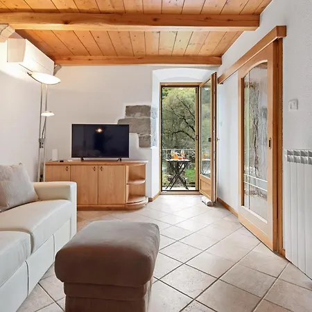 Hiska Kovacija Prázdninový dům Vremski Britof