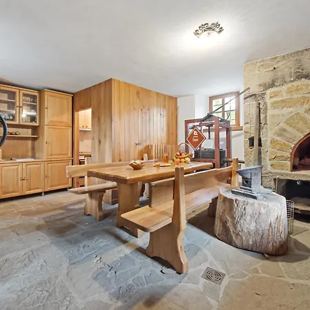 Hiska Kovacija-riverside Boutique Retreat Vremski Britof