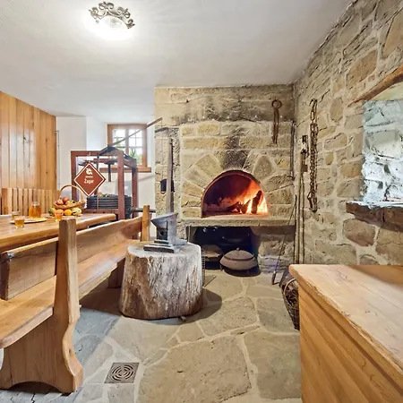 Hiska Kovacija Prázdninový dům Vremski Britof