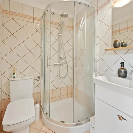 Hiska Kovacija Semesterbostad *