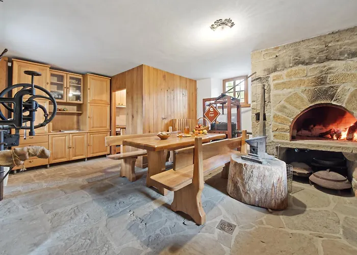 Hiska Kovacija Vremski Britof