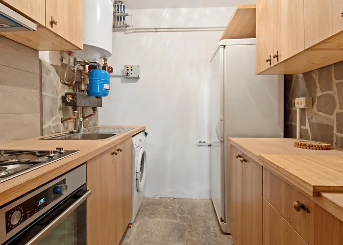 Hiska Kovacija * Vremski Britof